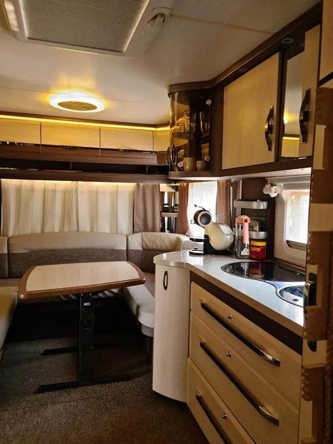 Üdülőpark Ultimate Caravan Experience - 1St Line Gradina Hotel Szozopol