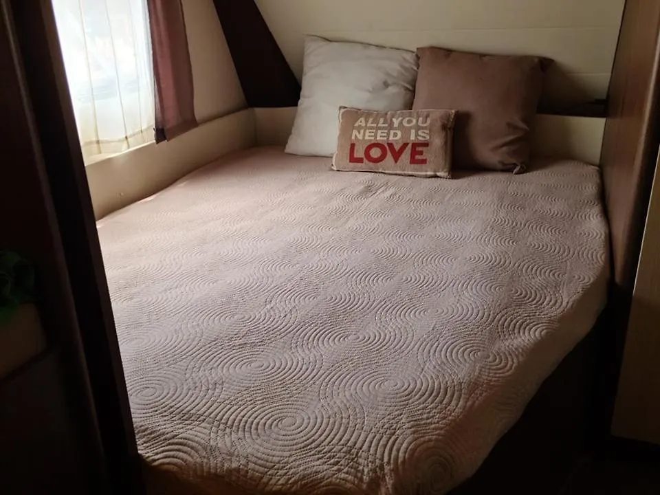 פארק נופש מלון סוזופול Ultimate Caravan Experience - 1St Line Gradina בולגריה